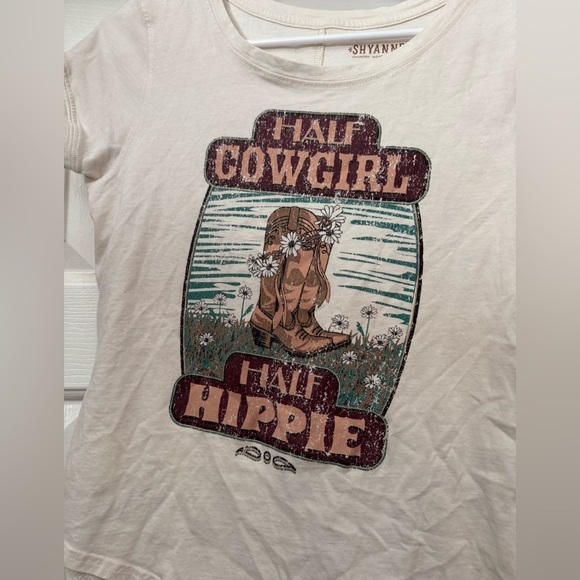 Shayanne Half Cowgirl Half Hippie Women's Cream T-shirt - Picture 2 of 5
